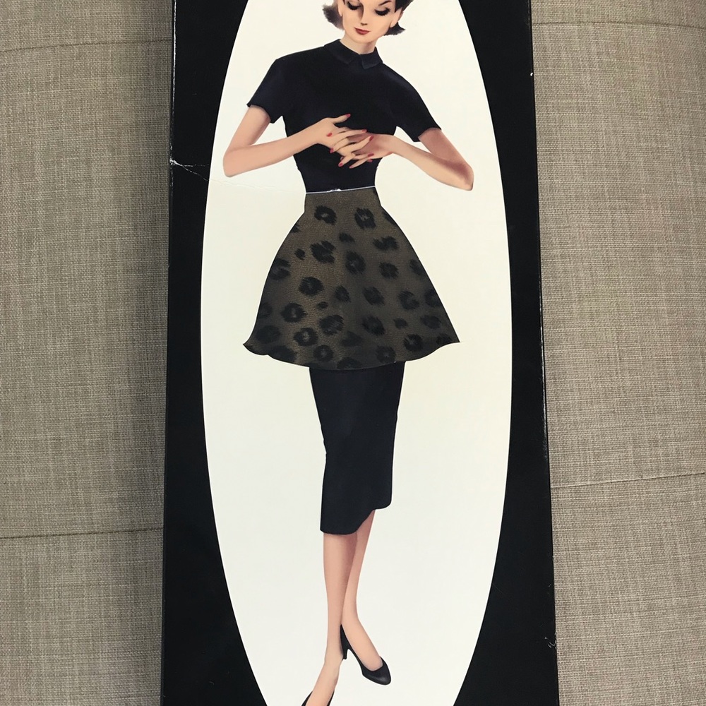 Heavenly Hostess Apron in box